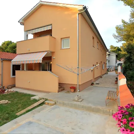 Apartment With A Parking Space Bibinje, Zadar - 18110 *